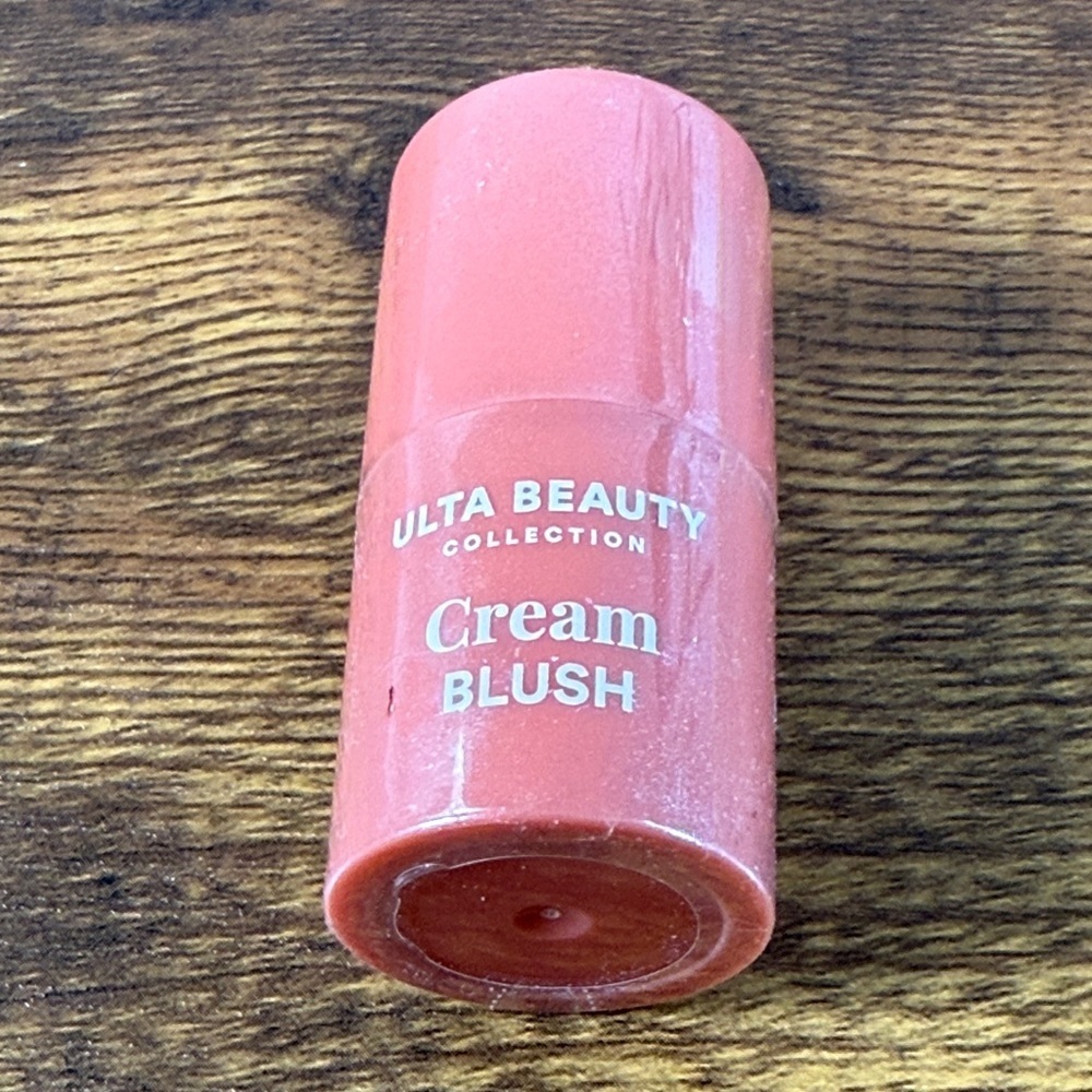 NWT Cream Blush - Coral Unopened - Picture 1 of 5